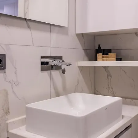 Central And Modernly Furnished Flat In Sisli * Istanbul