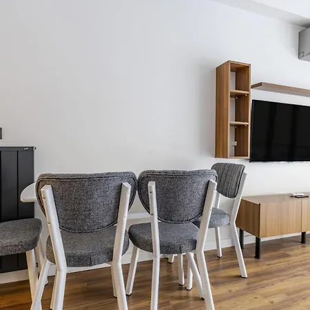 Central And Modernly Furnished Flat In Sisli Apartamento Estambul